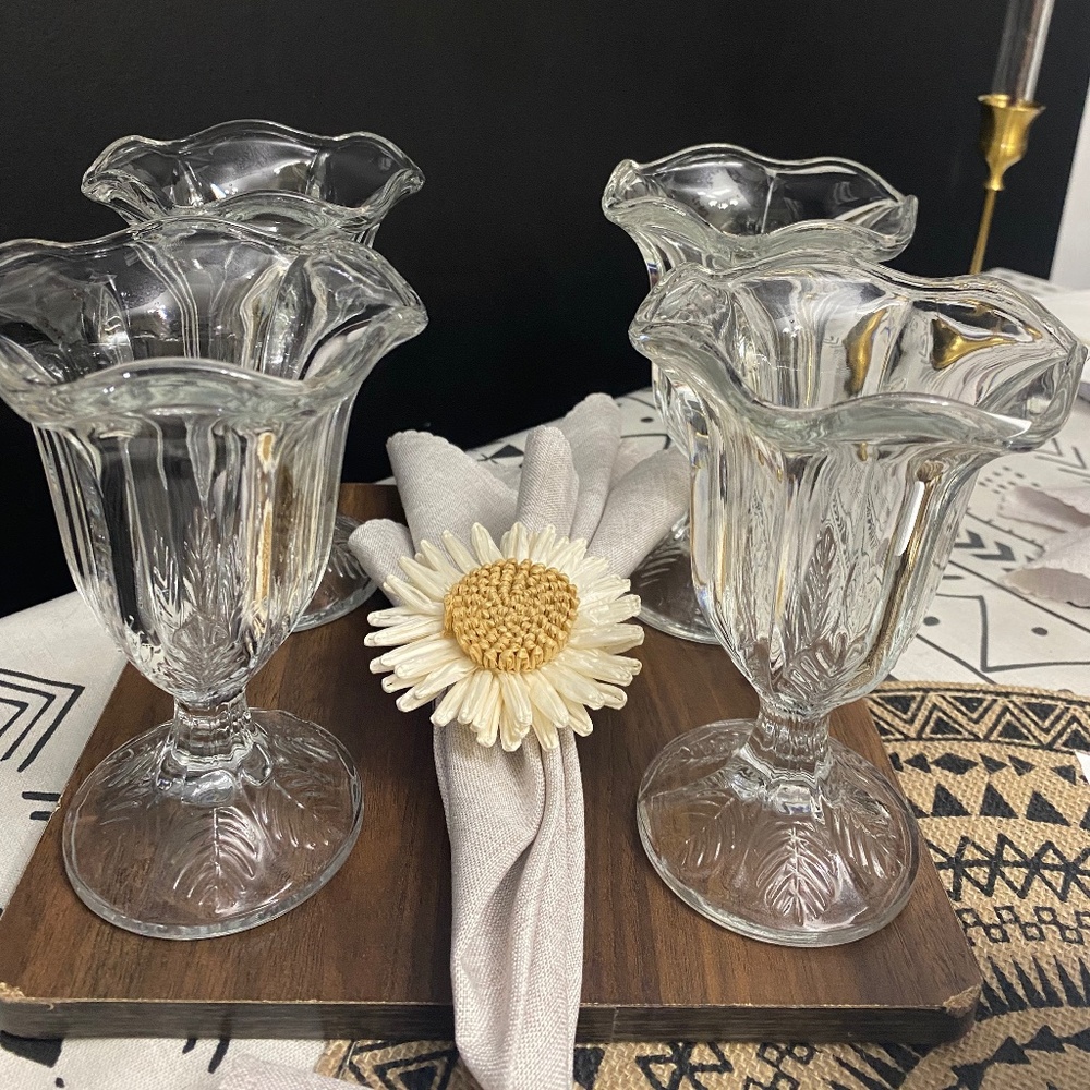 Italy "Fidenza" Ruffle/Tulip Clear Glass Dessert Dishes